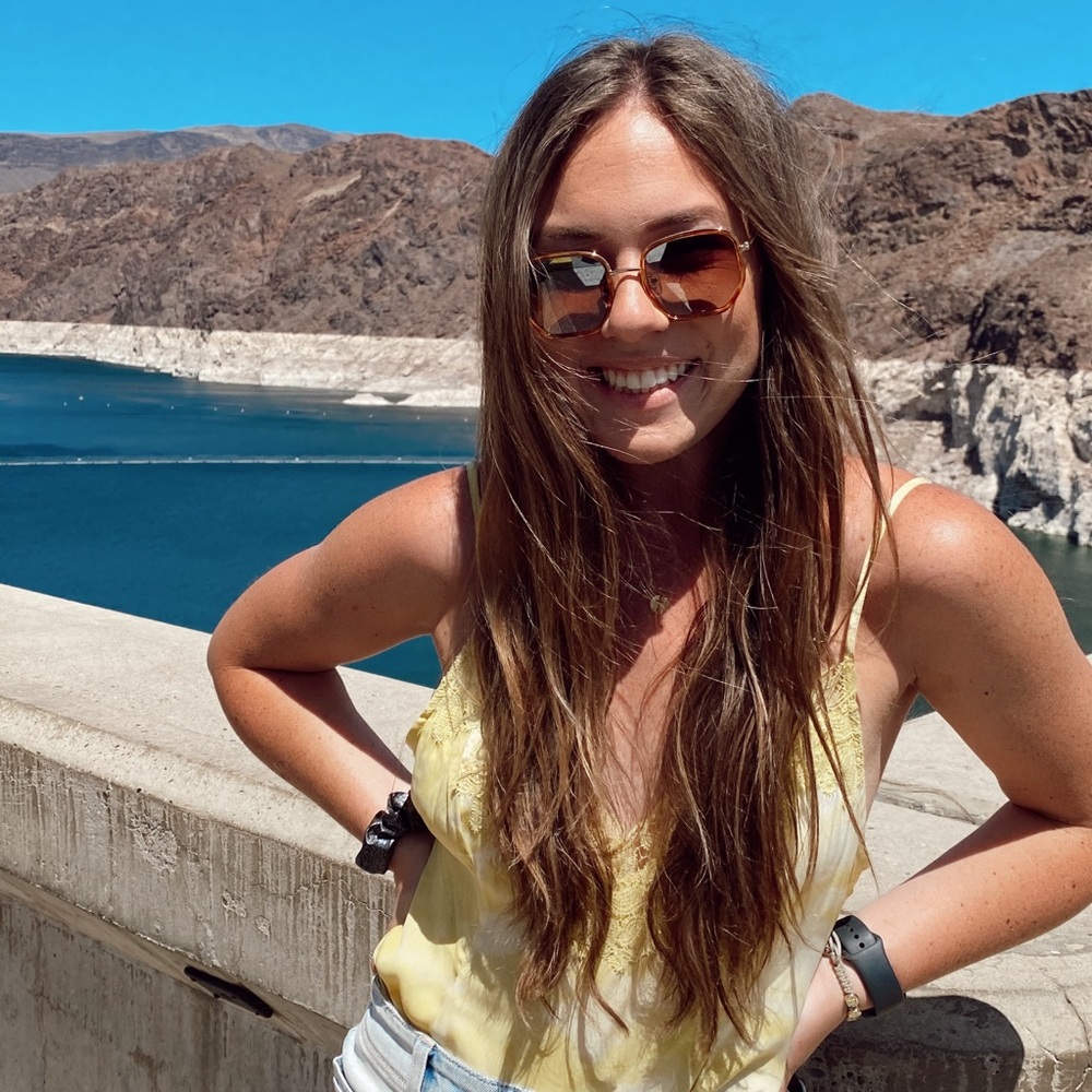Meet your Posher, Emily
